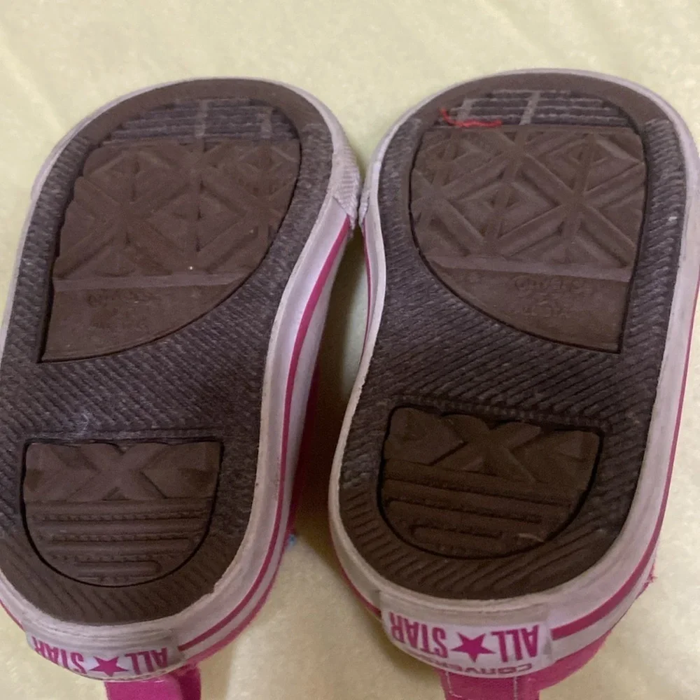 Converse size toddler